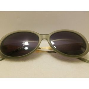 Vintage LAURA BIAGIOTTI Sunglasses Made in Italy 55 x 15 x 140 Jade/Gold